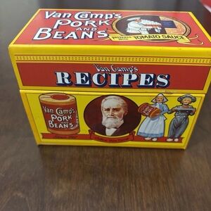 VTG Van Camp's Pork and Beans Advertising Recipe Tin Box+ Original Recipe Cards